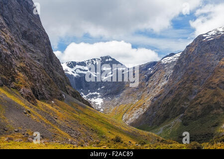 Majestätischen schneebedeckten Darran Mountains, Fiordland, Neuseeland Stockfoto