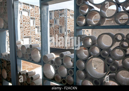 Abstrakte gemusterte Wand in keramischen Fliesenmuseum, Centro Ceramica, Triana, Sevilla, Spanien Stockfoto