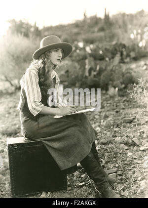 Sammeln ihre Gedanken (OLVI007 OU648 F) Stockfoto