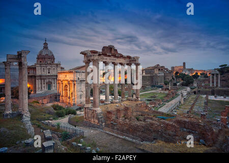 Das Forum Romanum. Bild der Ruinen des Forum Romanum in Rom, Italien. Stockfoto