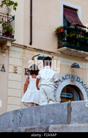 Stilvolles paar Kinder für eine Hochzeit Stockfoto