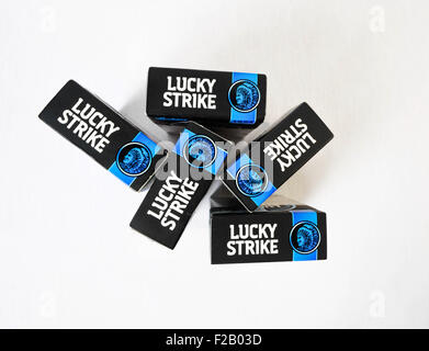 Zigaretten Lucky Strike-Cigarrillo Lucky Strike Stockfoto