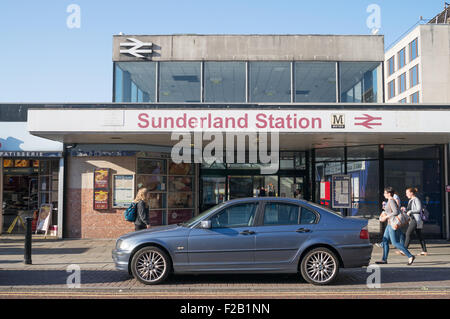 Der Eingang zu Sunderland Bahnhof und U-Bahnhof, Tyne und Wear, England, Großbritannien Stockfoto