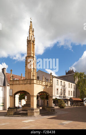 Das Markt-Kreuz in der Mitte der Stadt von Shepton Mallet, Somerset England UK Stockfoto