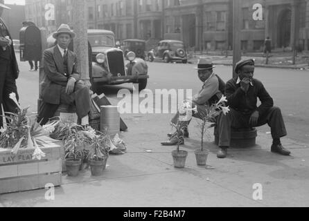 African American Lily Anbieter am Ostersonntag, Chicago, Illinois. April 1941. -(BSLOC 2015 1 200) Stockfoto