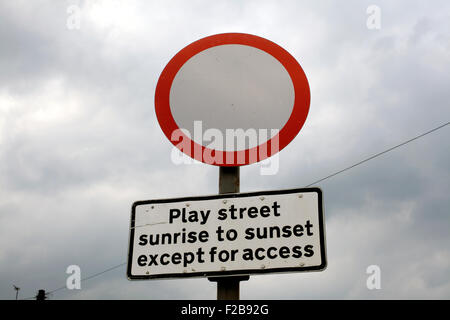 "Play Straße" Straße Zeichen, Beatrice Street, Liverpool. Stockfoto