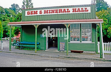 Vorstadt, Altstadt Gold Mining, Replik, Gem & Mineral Hall, West Coast, Südinsel, Neuseeland Stockfoto