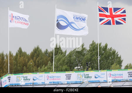 Lea Valley, London, UK. 15. Sep, 2015. ICF Canoe Slalom World Championship. Eröffnungsfeier. Bildnachweis: Aktion Plus Sport/Alamy Live-Nachrichten Stockfoto