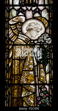 Angel Gabriel Glasmalerei in St. Johannes Baptist Church, Hugglescote, Leicestershire, England, UK Stockfoto