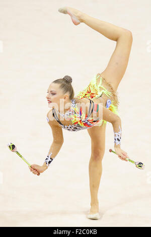 Stuttgart, Deutschland. 11. September, 2015. Melitina Staniouta (BLR) Rhythmische Sportgymnastik: Allround-Finale der rhythmischen Gymnastik-WM in der Porsche Arena in Stuttgart, Deutschland. © AFLO/Alamy Live-Nachrichten Stockfoto