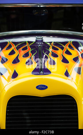 Ford Hot Rod custom Auto und Flammen-detail Stockfoto