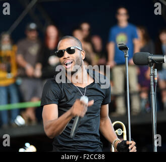 Arrington, VIRGINIA, USA. 13. Sep, 2015. TROMBONE SHORTY & ORLEANS AVENUE bringen die Jazz '' LOCKN'' INEINANDERGREIFENDE MUSIC Festival auf der Oak Ridge Farm in ARRINGTON, VIRGINIA am 12 SEPTEMBER 2015.photo © jJeff Moore © Jeff Moore/ZUMA Draht/Alamy Live News Stockfoto