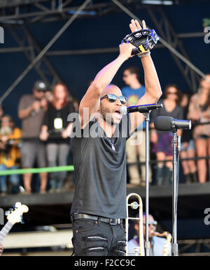 Arrington, VIRGINIA, USA. 13. Sep, 2015. TROMBONE SHORTY & ORLEANS AVENUE bringen die Jazz '' LOCKN'' INEINANDERGREIFENDE MUSIC Festival auf der Oak Ridge Farm in ARRINGTON, VIRGINIA am 12 SEPTEMBER 2015.photo © jJeff Moore © Jeff Moore/ZUMA Draht/Alamy Live News Stockfoto