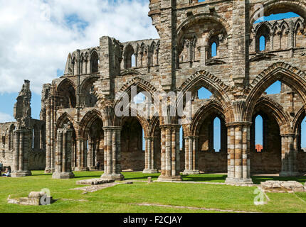 Die Überreste der Whitby Abtei (13. Jahrhundert), Whitby, Yorkshire, England, UK Stockfoto