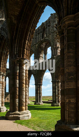 Die Überreste der Whitby Abtei (13. Jahrhundert), Whitby, Yorkshire, England, UK Stockfoto