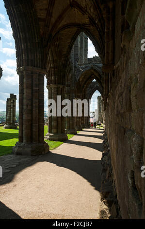 Die Überreste der Whitby Abtei (13. Jahrhundert), Whitby, Yorkshire, England, UK Stockfoto