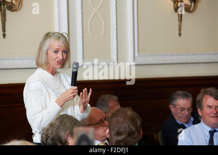 Virginia Nicholson mittags die Oldie literarische 16.09.15 Stockfoto