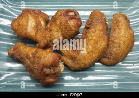 Deep fried Flügel Huhn Stockfoto