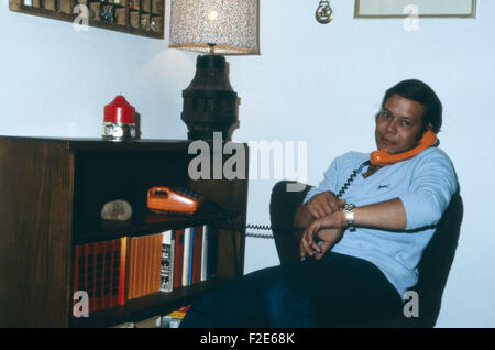 Der Deutsche Synchronsprecher Und Schauspieler Oliver Grimm, 1980er Jahre Deutschland. Deutsche Synchronsprecher Schauspieler Oliver Grimm, Deutschland der 1980er Jahre. 24x36Dia218 Stockfoto