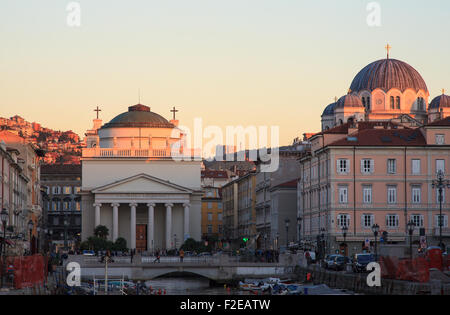 St. Antonio und orthodoxe Kirche von St. Spyridon, Triest - Italien Stockfoto