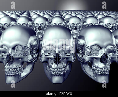viele Metalle Schädel auf dunklem Hintergrund mit Beschneidungspfad isoliert. Stockfoto