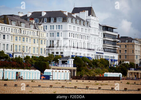 Hotels am Meer in in Eastbourne, East Sussex, auf der Süd Küste von England UK Großbritannien britische Großbritannien Europa Eu Stockfoto