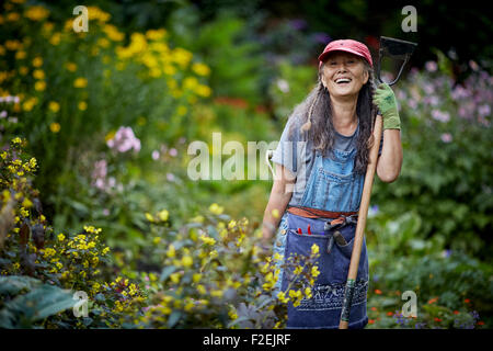 Pfarrhaus Gärten in Didsburyflower Betten blühen Blüte ordentlich hübschen Park öffnen Raum öffentliche Erholung Freizeit spielen spielen Stockfoto