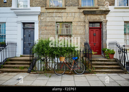 Paddington-Lage: das Haus der Familie Brown: Chalcot Crescent, Primrose Hill, London Stockfoto