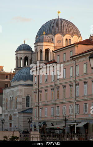 Ansicht der orthodoxen Kirche von St. Spyridon in Triest Stockfoto