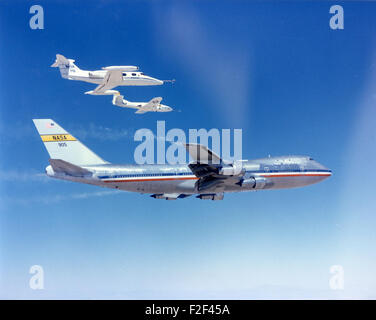 Boeing 747-123 NASA 905 Wake Vortex Studien [NASA über RJF] Stockfoto