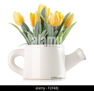 künstliche gelbe Tulpen auf dem weißen Hintergrund isoliert. Stockfoto