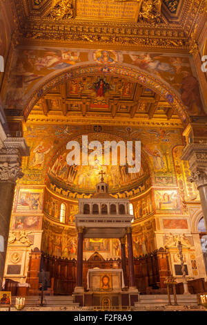 Mosaiken in der Apsis der Basilika von Santa Maria in Trastevere, einer der ältesten Kirchen von Rom Italien Lazio Roma EU-Europa Stockfoto