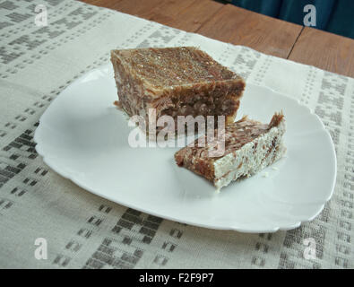 Sülze Kalbfleisch - Aufschnitt Gericht aus Kalbfleisch, manchmal Schweinefleisch, Lager, Zwiebeln und Gewürzen wie allspice.traditional Gericht für Chris Stockfoto
