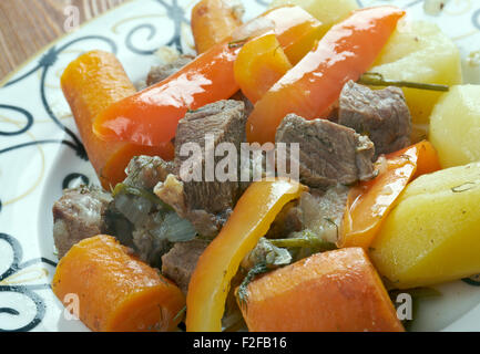 Khorkhog-Grill Teller in der mongolischen Küche. Stockfoto