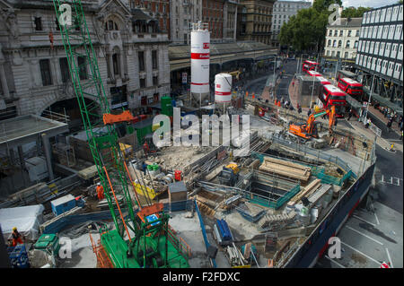 Gebäude im Gange an der Victoria Station in 2015 für die neue Crossrail-Verknüpfung Stockfoto