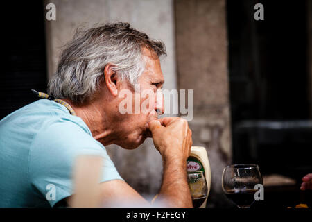 Innenansicht des La Boqueria, zum trinken und Geselligkeit, Stockfoto