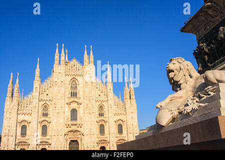 Dom und Vittorio Emanuele II Denkmal in Mailand, Italien Stockfoto