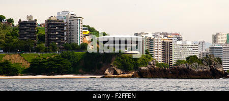 Museum der Gegenwartskunst in Stadt Niteroi, Rio De Janeiro, Brasilien. Stockfoto