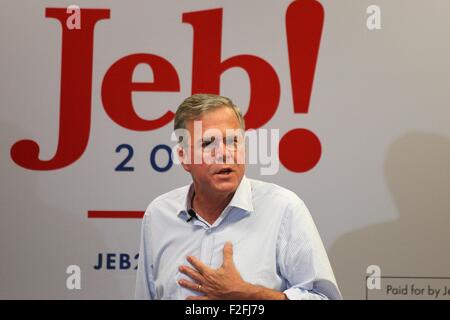 Las Vegas, NV, USA. 17. Sep, 2015. Jeb Bush bei einem öffentlichen Auftritt für Las Vegas-Rallye mit Gouverneur Jeb Bush, Veterans Memorial Freizeit Center, Las Vegas, NV 17. September 2015. Bildnachweis: James Atoa/Everett Collection/Alamy Live-Nachrichten Stockfoto