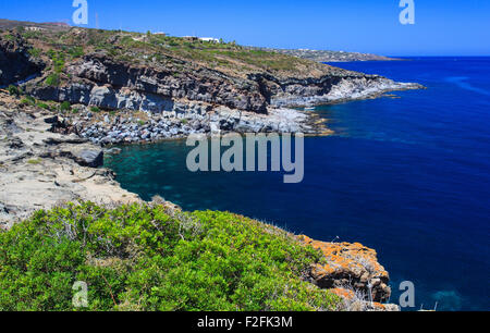 Blick auf die berühmte Insel Pantelleria Küste in Sizilien Stockfoto