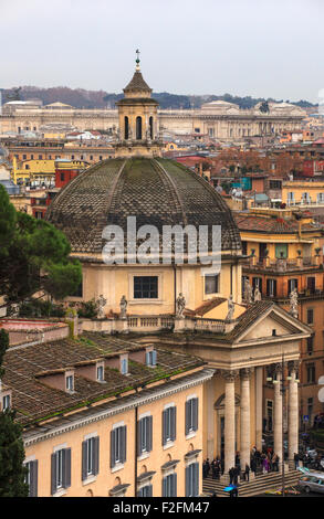 Kirche von Santa Maria dei Miracoli in Rom Stockfoto