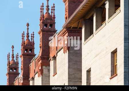 Terra Cotta architektonischen Verzierungen der Lightner Museum (ehemals Hotel Alcazar) in der alten Stadt St. Augustine, Florida. USA. Stockfoto