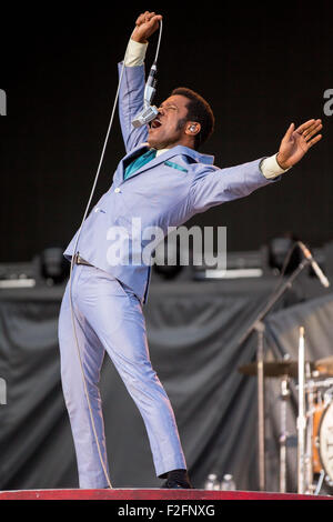 Ty Taylor von Vintage Trouble beim letzten Gig Ihre Europatour
