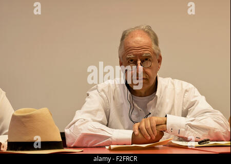 Rom 17. September 2015-Pressekonferenz "Triumphe und Klagen" präsentieren das große Werk der südafrikanische Künstler William Kentridge. Ein Projekt der außergewöhnlichen Dimensionen erstellt speziell für die Stadt Rom. Das Fries erstellt von Kentridge an den Ufern des Flusses Tiber zwischen Ponte Sisto und Ponte Mazzini, haben eine Länge von 550 Metern und einer Höhe von 10 Metern und 21. April 2016 eröffnet werden. / picture Alliance Stockfoto