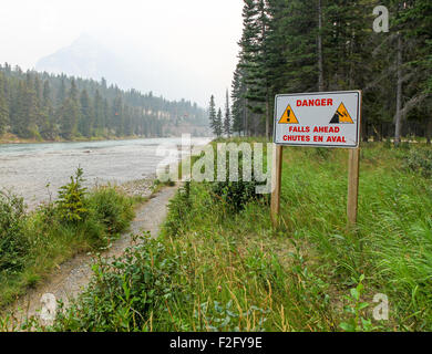 Die Bow Falls am Bow River im Banff, Alberta, Kanada Stockfoto