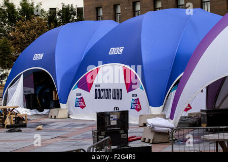 Dundee, Tayside, Scotland, UK, 18. September 2015. Dundee bereitet für die BBC "Make It Digital" Wochenende Vitrine. Die Tour findet bei Dundee City Square am Samstag 19. und Sonntag 20. September und ist von 1000-1700 am Samstag bis 1100 – 1700 am Sonntag geöffnet. BBC Weather die Variablen in der Jet-Stream gefunden verwendet, um Besucher zu den Grundlagen der Programmierung einführen. Doctor Who bietet die Möglichkeit, sich mit Codierung durch Programmierung des Doktors Erzfeind, der Daleks auseinanderzusetzen. © Dundee Photographics / Alamy Live News. Stockfoto