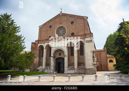 Padua, Italien - 28 AUGUST: Blick auf die Kirche von der Eremitani am 28. August 2014 Stockfoto