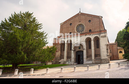 Padua, Italien - 28 AUGUST: Blick auf die Kirche von der Eremitani am 28. August 2014 Stockfoto