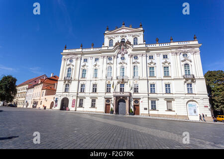 Palast des Erzbischofs, Hradcany, Prag, Tschechische Republik, Europa Stockfoto