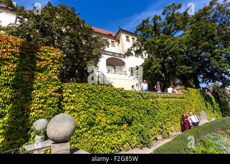 Die Südhänge des Prager Schlossgartens, Na ValechGarten
